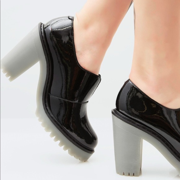 cordelia doc martens